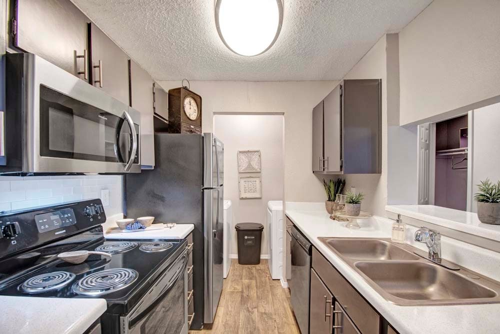 Lane at Town Crossing in Mesquite, TX - Foto de edificio