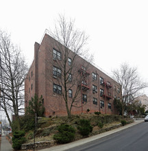 82 Gavin St in Yonkers, NY - Building Photo - Building Photo