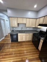 4 Sumner Sq, Unit 3 in Boston, MA - Building Photo - Building Photo