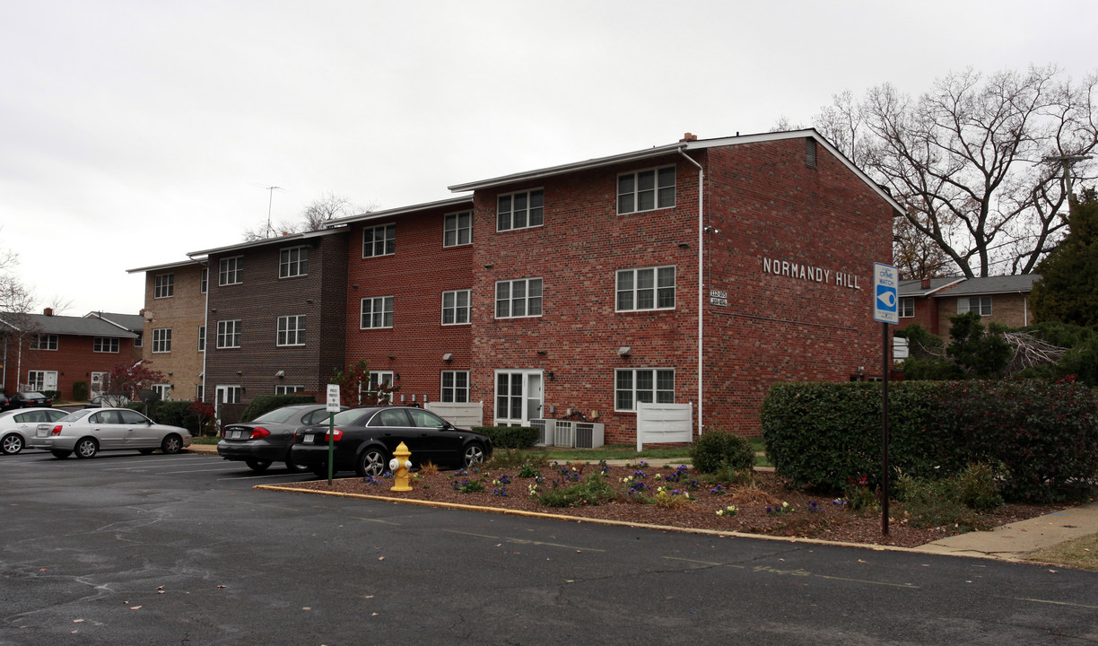 Normandy Hill Apartments in Alexandria, VA - Building Photo