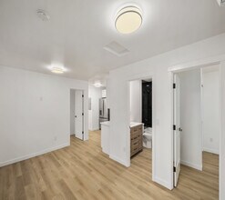 5945 Fauntleroy Way SW, Unit A in Seattle, WA - Building Photo - Building Photo