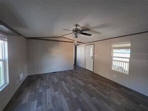 2935 Calder Dr in League City, TX - Building Photo - Building Photo