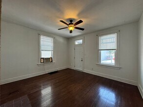 2238 Victor St in Cincinnati, OH - Building Photo - Building Photo