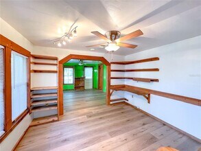 25825 W Newberry Rd in Newberry, FL - Building Photo - Building Photo