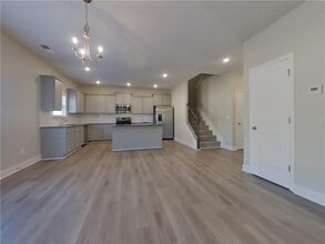 409 Curlin Ct in Holly Springs, GA - Building Photo - Building Photo