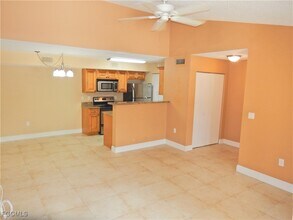 12571 Equestrian Cir in Ft. Myers, FL - Building Photo - Building Photo