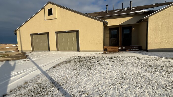 375 Mickelson Ct in Box Elder, SD - Building Photo