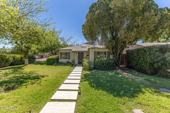 property at 1301 W MacKenzie Dr