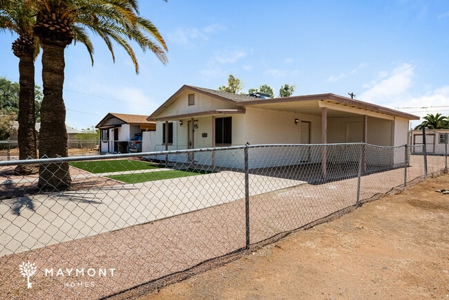 251 W Harding Ave in Coolidge, AZ - Building Photo - Building Photo
