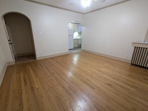 328 W St Charles Rd in Lombard, IL - Building Photo - Building Photo