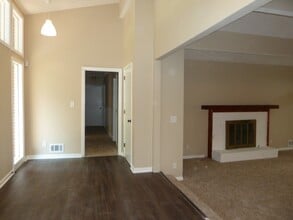 423 Rock Meadow Dr in Stone Mountain, GA - Building Photo - Building Photo