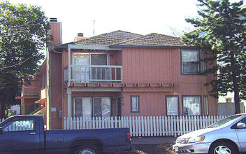 1712 S St in Sacramento, CA - Building Photo - Building Photo