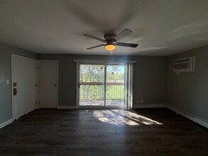 4542 Heartland Dr in Richton Park, IL - Building Photo - Building Photo