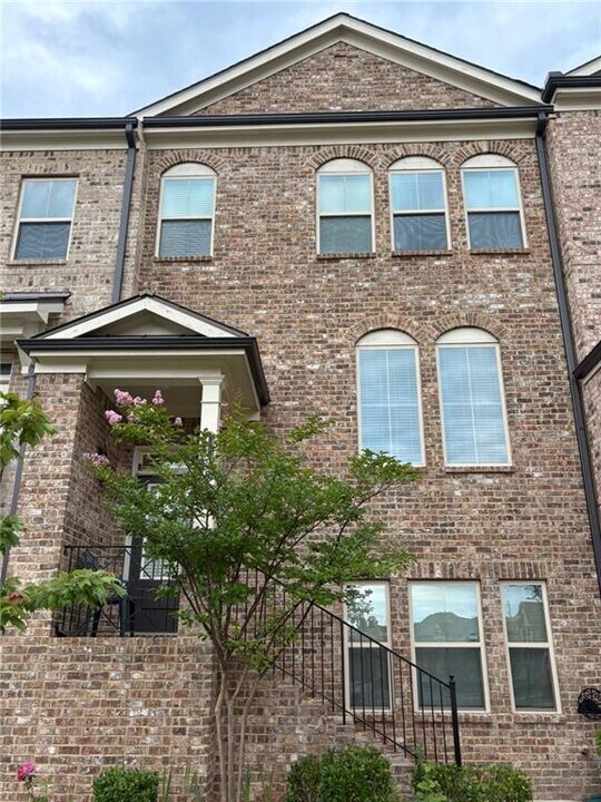4190 Essex Pond Wy in Cumming, GA - Building Photo