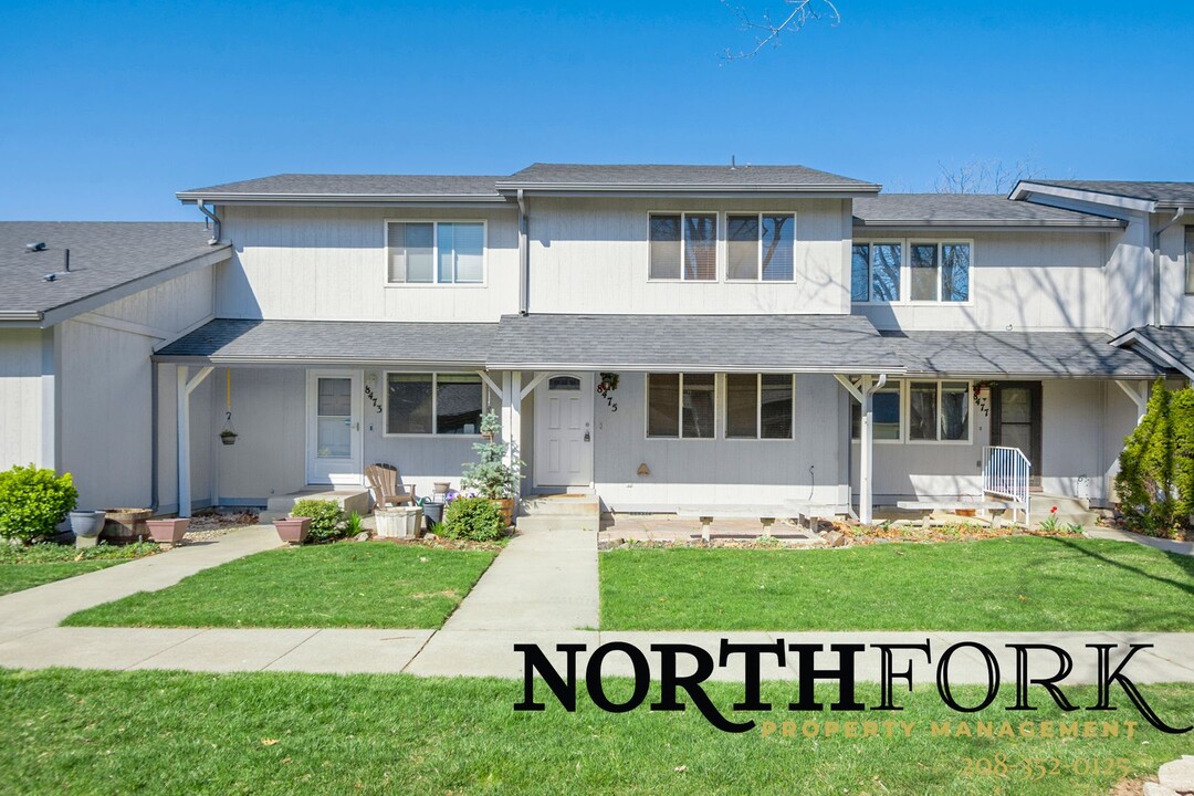 8475 W Rifleman St in Boise, ID - Building Photo