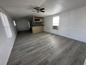 8004 Reynolda Rd in Tobaccoville, NC - Building Photo - Building Photo