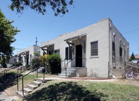 3686-3698 Wightman St in San Diego, CA - Building Photo