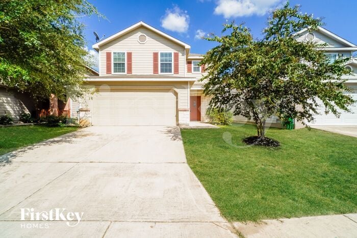 9334 Maple Silver in San Antonio, TX - Building Photo