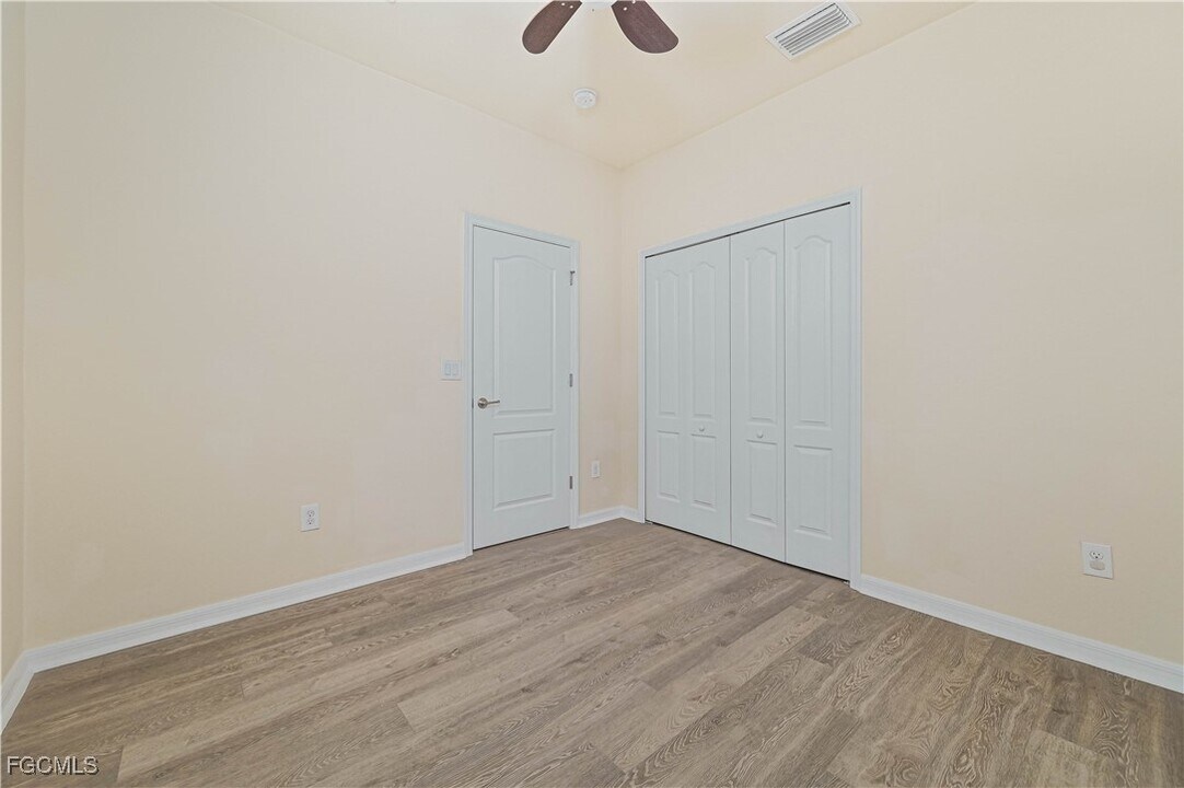 8979 Water Tupelo Rd in Ft. Myers, FL - Building Photo