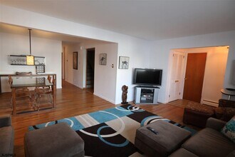 14 S Swarthmore Ave in Ventnor, NJ - Building Photo - Building Photo