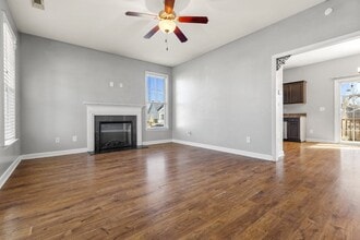 501 New Hanover Trl in Jacksonville, NC - Building Photo - Building Photo