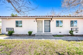 1014 N 4th St in Las Vegas, NV - Building Photo - Building Photo