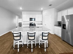 730 Gladiola Lp in Kyle, TX - Building Photo - Building Photo