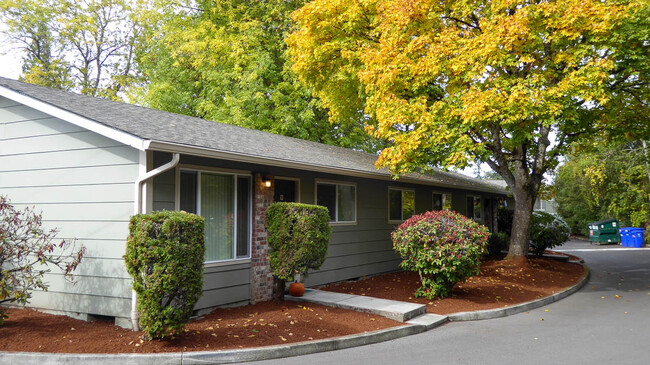 The Timber Grove Apartments in Portland, OR - Building Photo - Building Photo