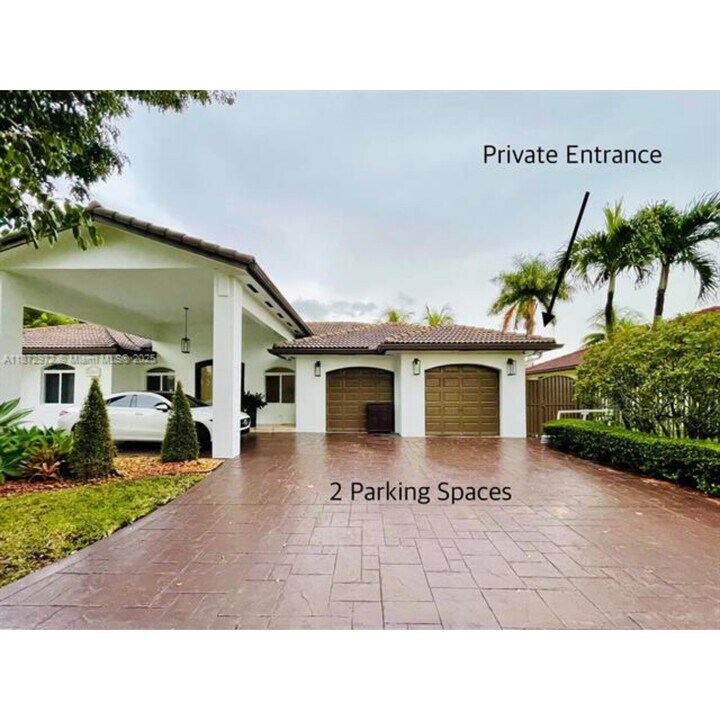 3105 SW 143rd Ct in Miami, FL - Foto de edificio