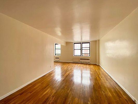 property at 3255 Randall Ave