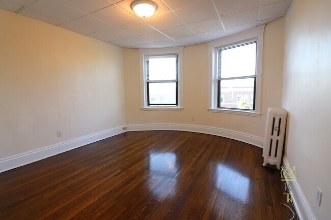 property at 1961 Commonwealth Ave