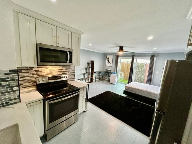 property at 5585 E Pacific Coast Hwy