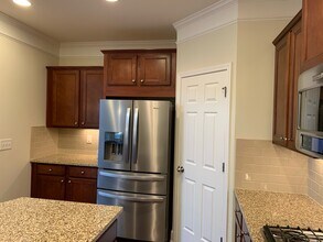 2562 Sibley Dr in Atlanta, GA - Building Photo - Building Photo