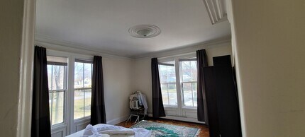 31 Elm Ct in Newton, MA - Building Photo - Building Photo