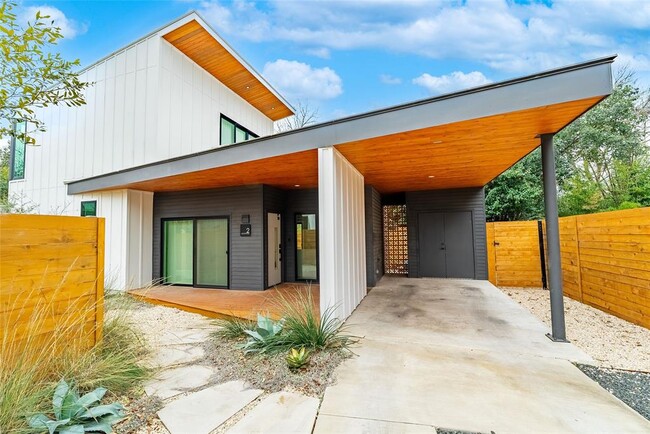 1305 Justin Ln in Austin, TX - Building Photo - Building Photo