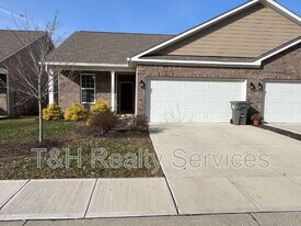 5642 Brownstone Dr in Indianapolis, IN - Building Photo