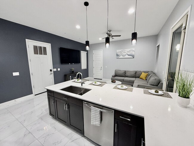 4013 W Buist Ave in Laveen, AZ - Foto de edificio - Building Photo