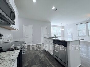 81 Hill Shore Ln in Clayton, NC - Building Photo - Building Photo