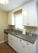 125 Western Villa Dr in Clemmons, NC - Building Photo - Building Photo