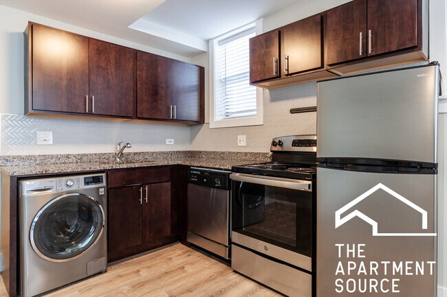 3540 N Broadway St, Unit GDN in Chicago, IL - Foto de edificio - Building Photo