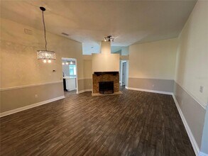 8509 Bella Way in Tampa, FL - Foto de edificio - Building Photo