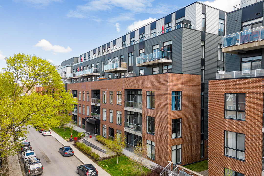 460 19E Av in Montréal, QC - Building Photo