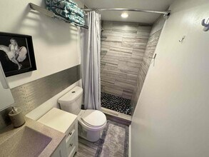 210 Lone Oak Ave in Napa, CA - Building Photo - Building Photo
