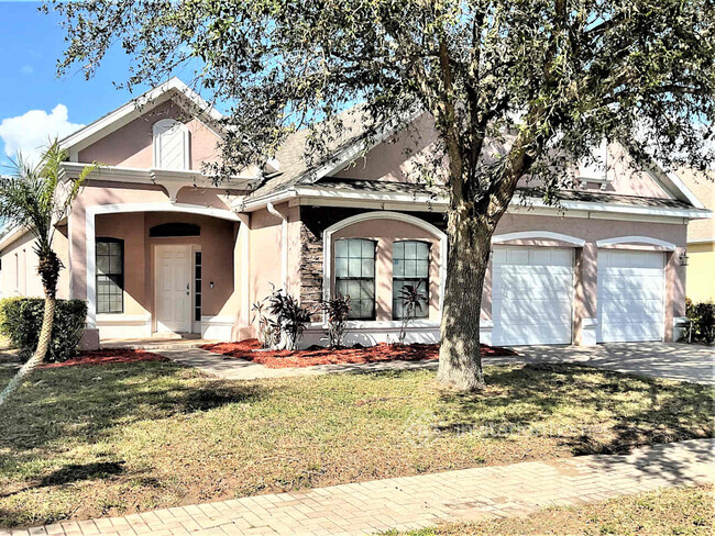 796 Lake Cummings Blvd in Lake Alfred, FL - Foto de edificio - Building Photo