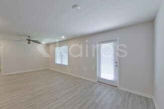 389 Monarch Ln in Pensacola, FL - Building Photo - Building Photo