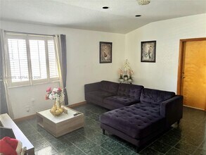 8564 SW 210th Terrace in Cutler Bay, FL - Building Photo - Building Photo
