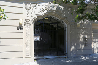 1290 Grove in San Francisco, CA - Building Photo - Building Photo