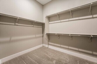 3020 Full Lotus Dr in Las Vegas, NV - Building Photo - Building Photo