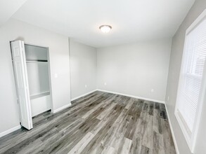 102 Albion St in Bridgeport, CT - Foto de edificio - Interior Photo