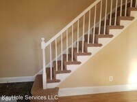 1 N Ellamont St photo'